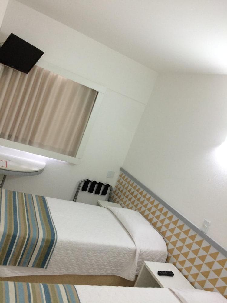 Ibis Budget Salvador Exterior photo