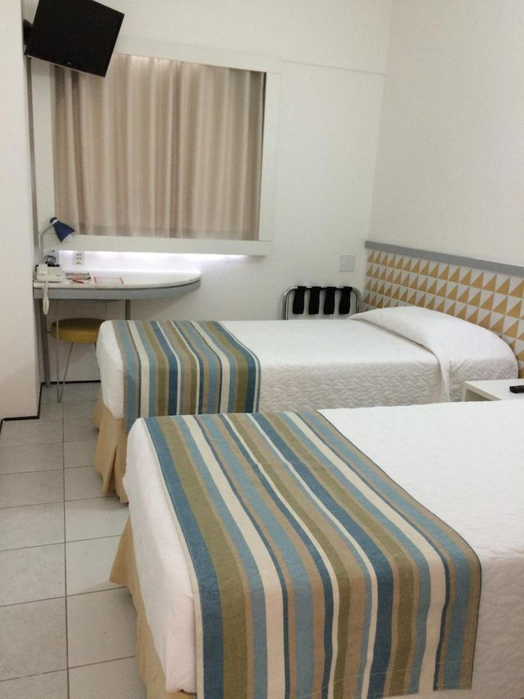 Ibis Budget Salvador Exterior photo